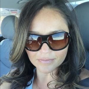 Meet your Posher, Serena